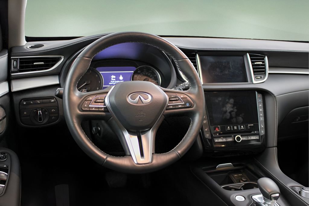 Used 2021 INFINITI QX50 Sensory image 10