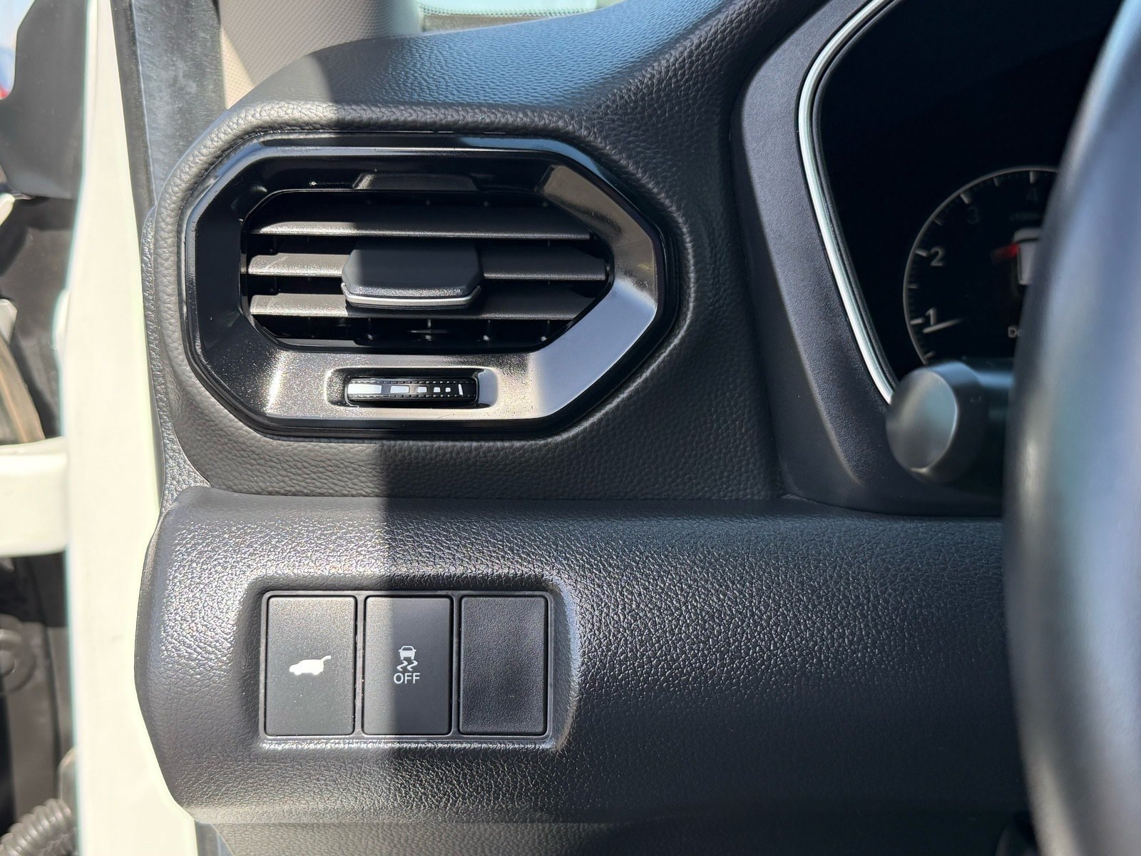 Used 2025 Honda Pilot EX-L image 15