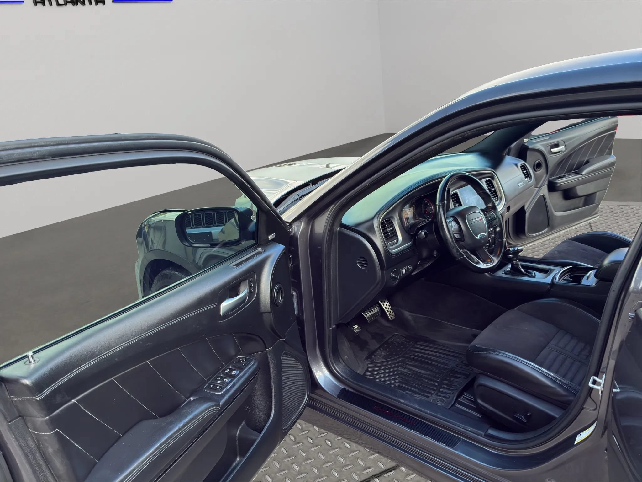 Used 2019 Dodge Charger R/T w/ Daytona Edition Group RWD image 21