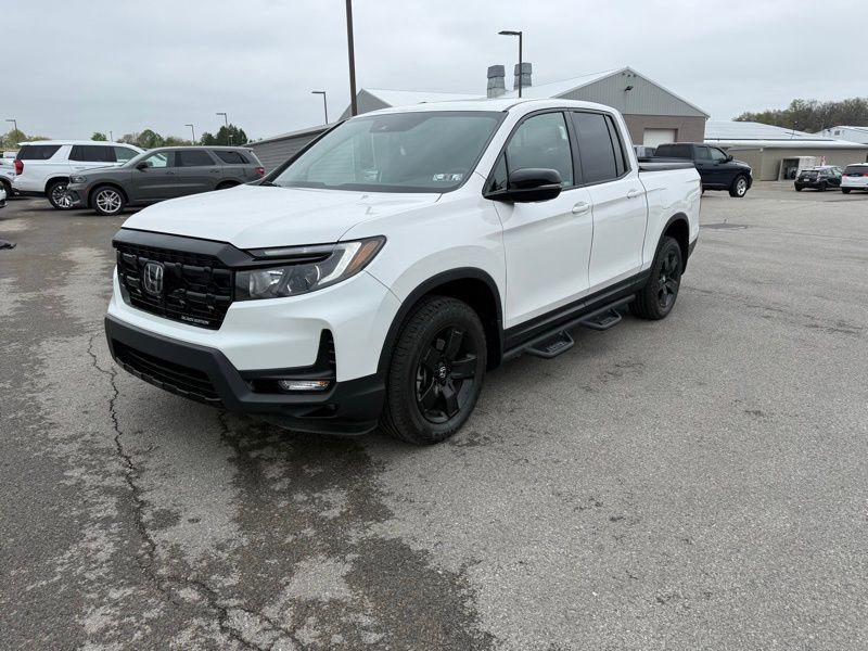 Used 2025 Honda Ridgeline Black Edition image 3