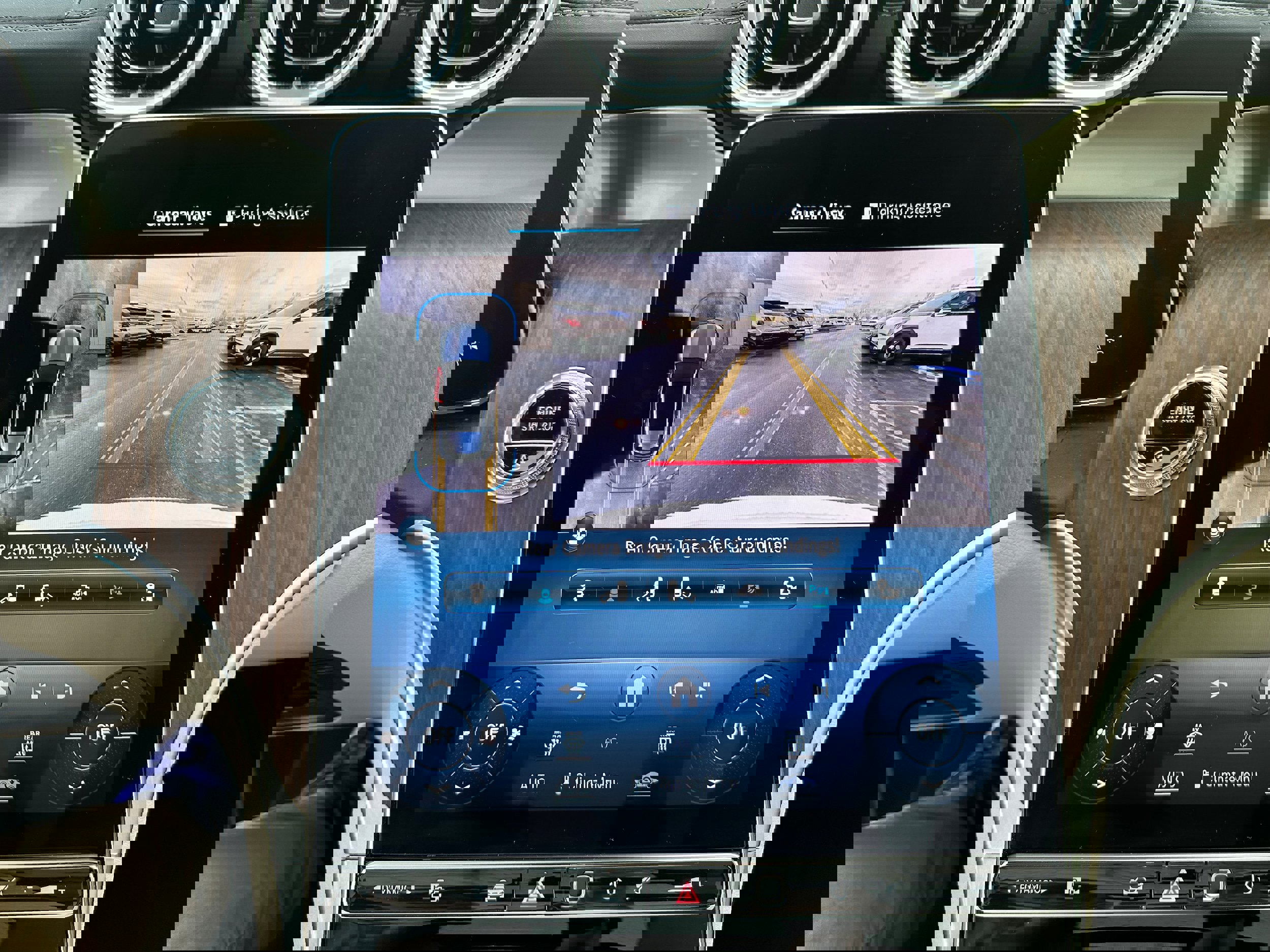 Used 2023 Mercedes-Benz GLC 300 4MATIC image 38