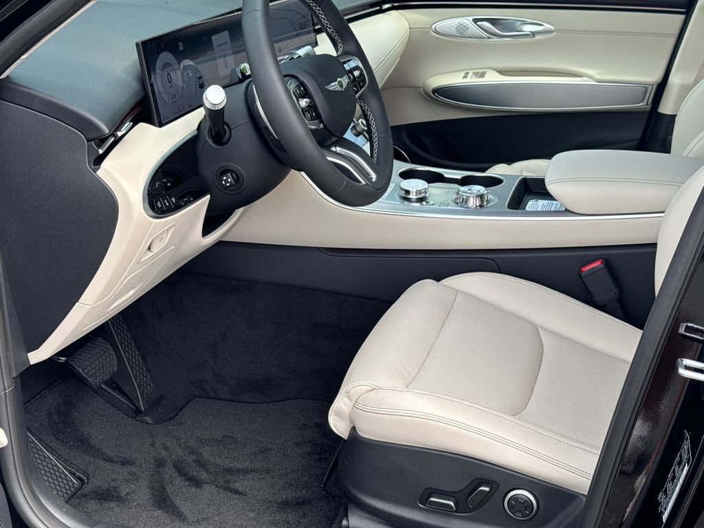 New 2026 Genesis GV70 2.5T Select AWD/4WD image 11