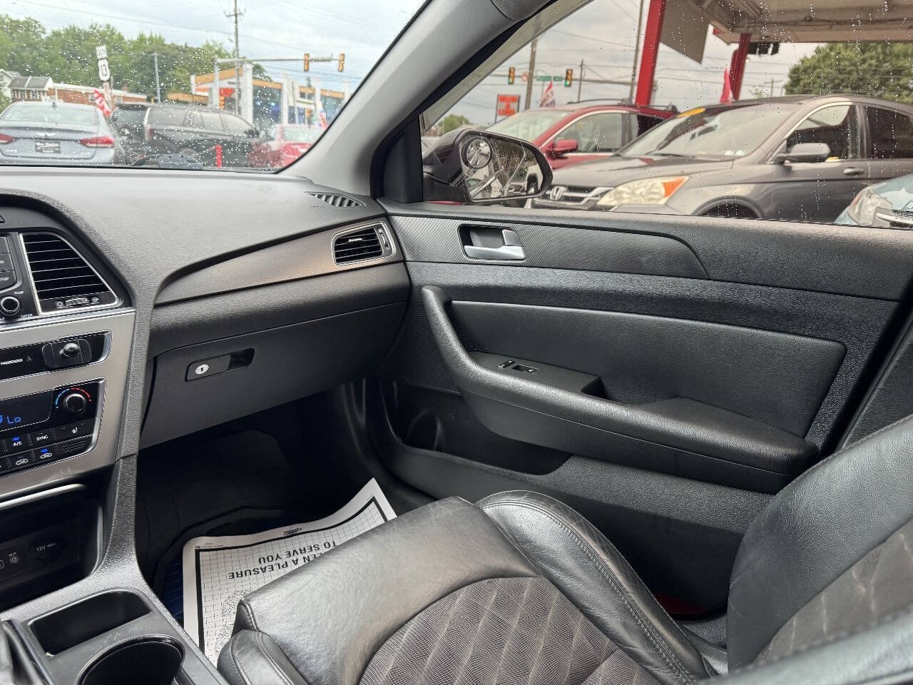 Used 2015 Hyundai Sonata FWD image 15