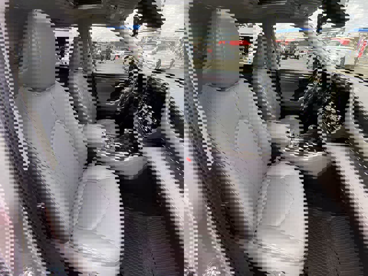 Used 2022 Toyota Highlander Limited image 25