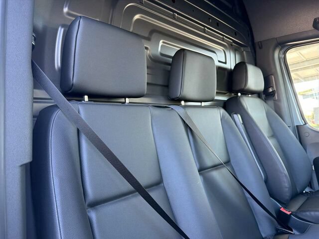 New 2026 Mercedes-Benz Sprinter 2500 image 15