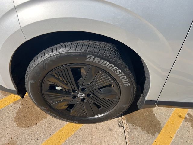 Used 2025 Nissan Murano SV image 37