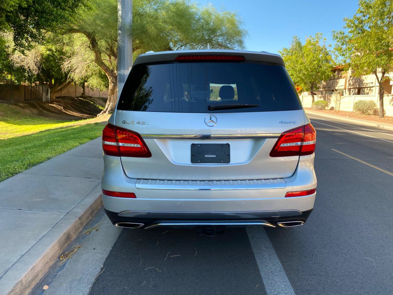 Used 2019 Mercedes-Benz GLS 450 4MATIC image 7