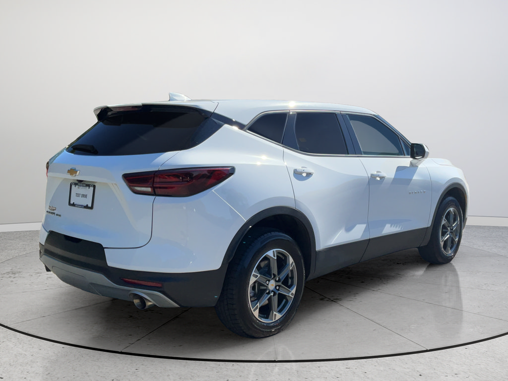 Certified 2025 Chevrolet Blazer LT AWD/4WD image 7