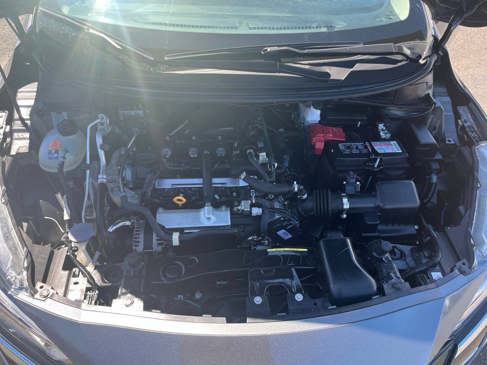 Used 2025 Nissan Versa SV FWD image 27