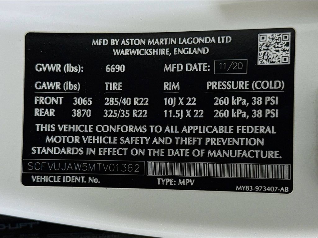 Used 2021 Aston Martin DBX image 32