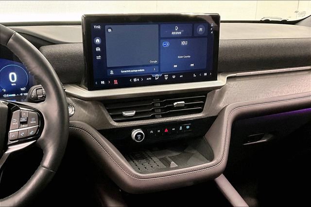 Used 2025 Ford Explorer Platinum image 7