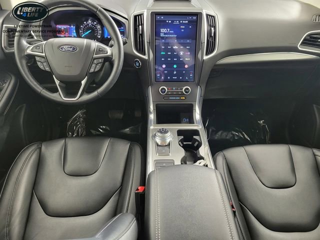 Used 2022 Ford Edge Titanium image 20