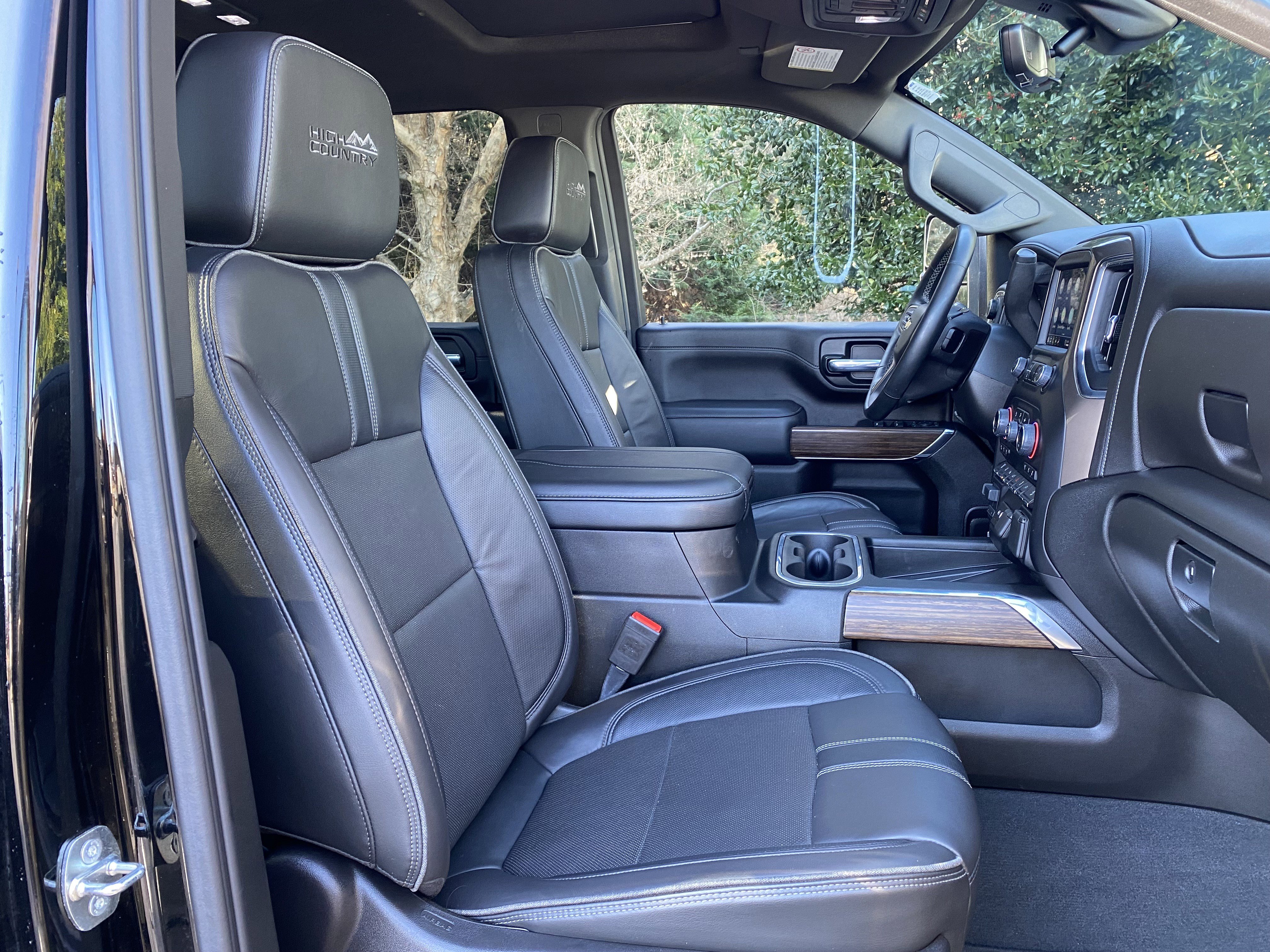 Used 2023 Chevrolet Silverado 2500 High Country w/ Z71 Off-Road Package image 39