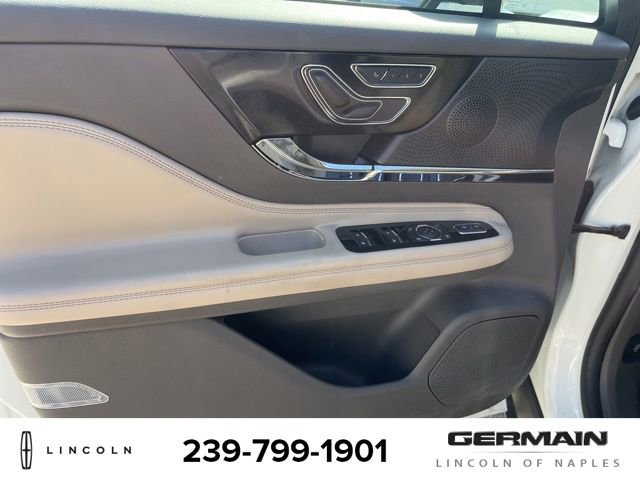 Used 2023 Lincoln Corsair FWD image 13