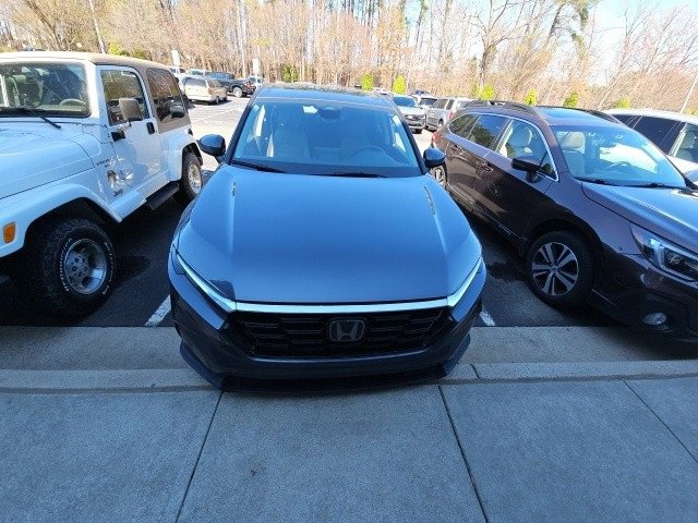 Certified 2024 Honda CR-V EX image 5