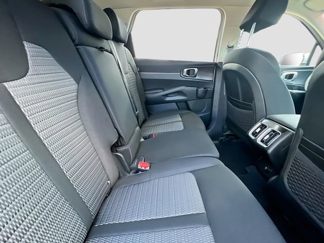 New 2026 Kia Sorento LX image 27