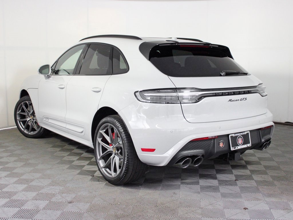 New 2026 Porsche Macan GTS image 3