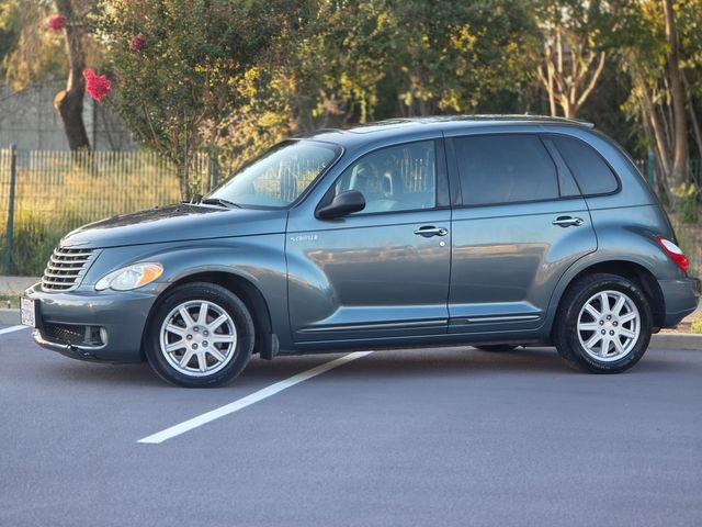 Used 2006 Chrysler PT Cruiser Limited FWD image 4