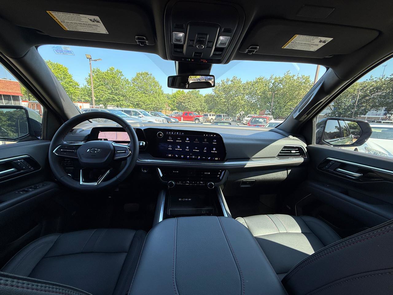 Used 2025 Chevrolet Tahoe RST w/ Comfort Package AWD/4WD image 28