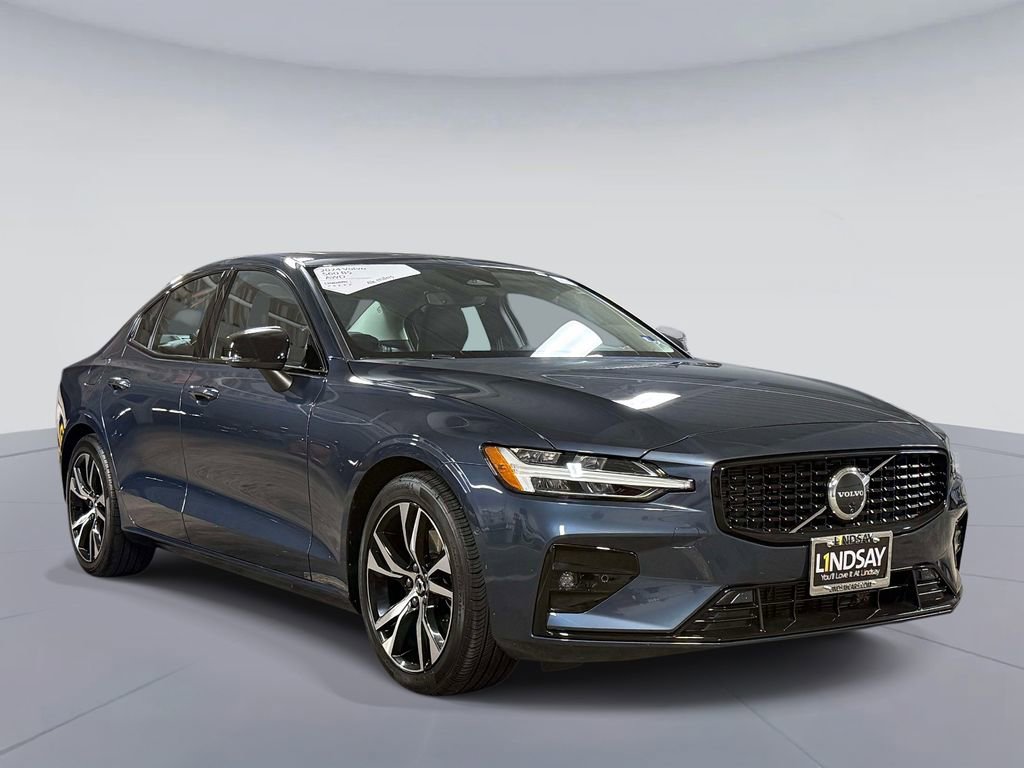 Certified 2024 Volvo S60 B5 Plus image 9