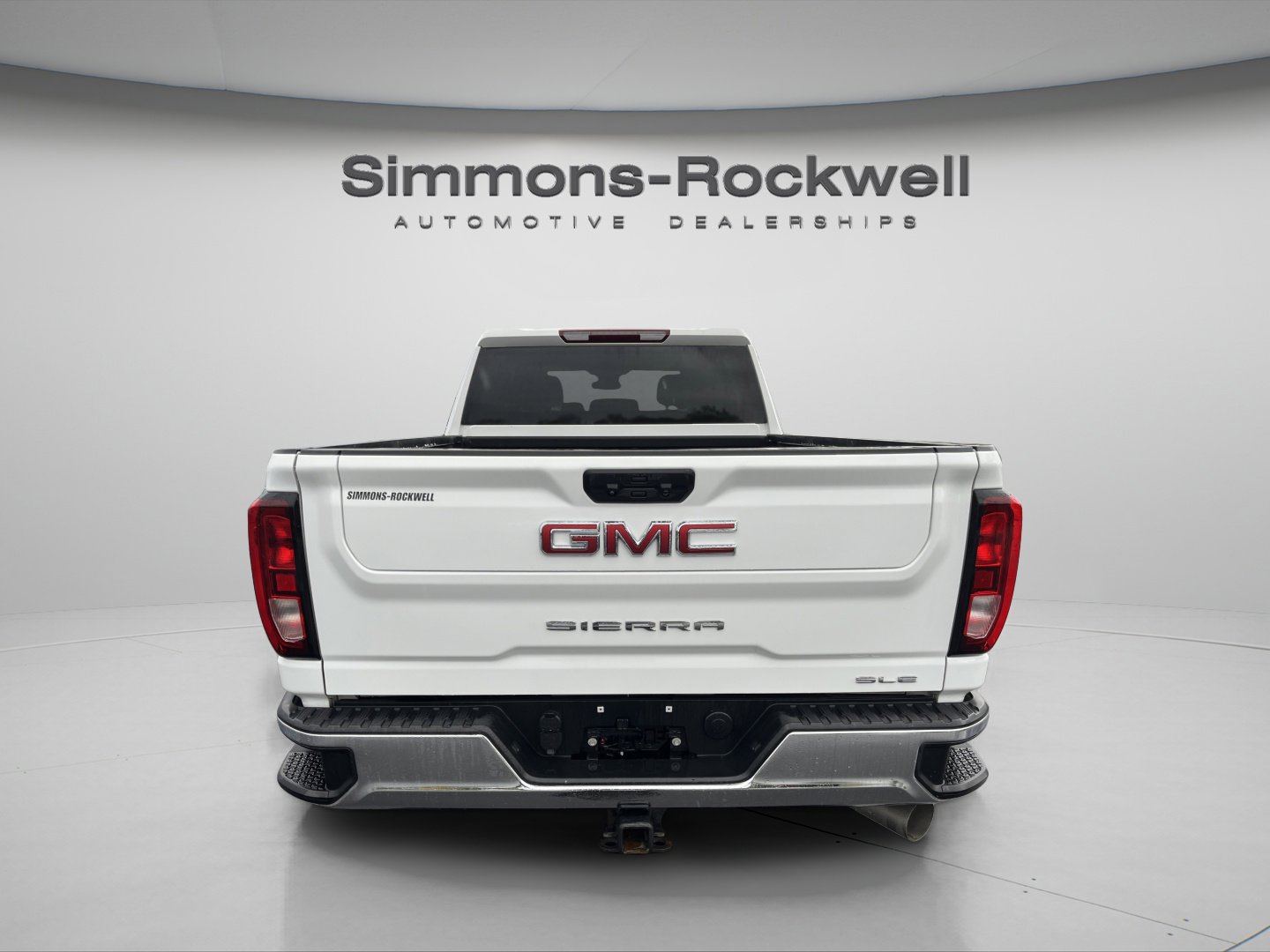 Used 2024 GMC Sierra 2500 SLE w/ SLE Convenience Package AWD/4WD image 4