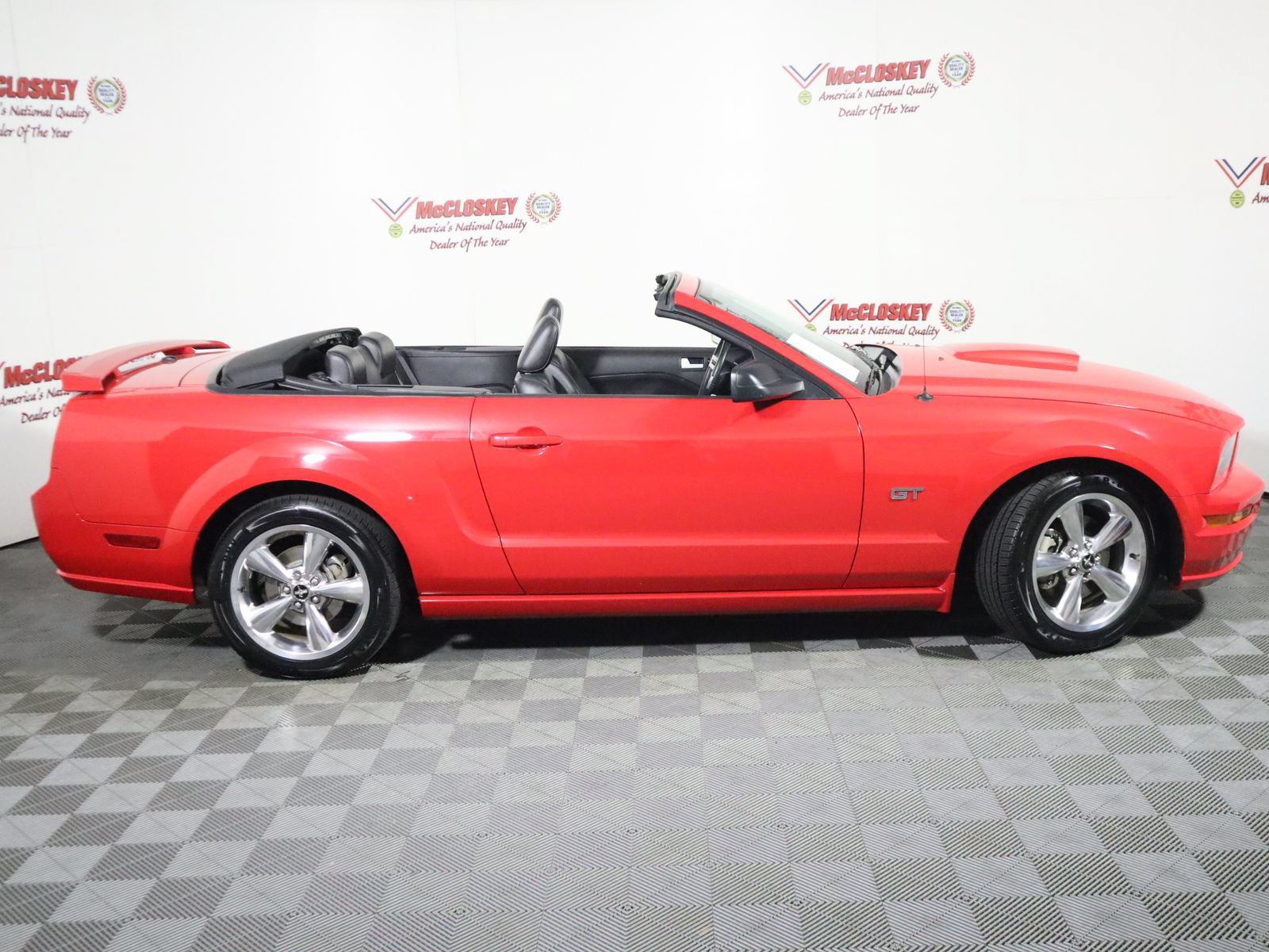 Used 2008 Ford Mustang GT RWD image 4