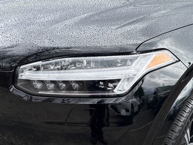 Certified 2024 Volvo XC90 B5 Core w/ Climate Package image 7