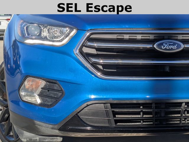 Used 2018 Ford Escape SEL w/ SEL Sport Appearance Package image 3