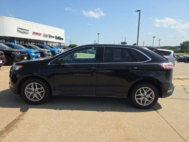 Used 2024 Ford Edge SEL AWD/4WD image 5