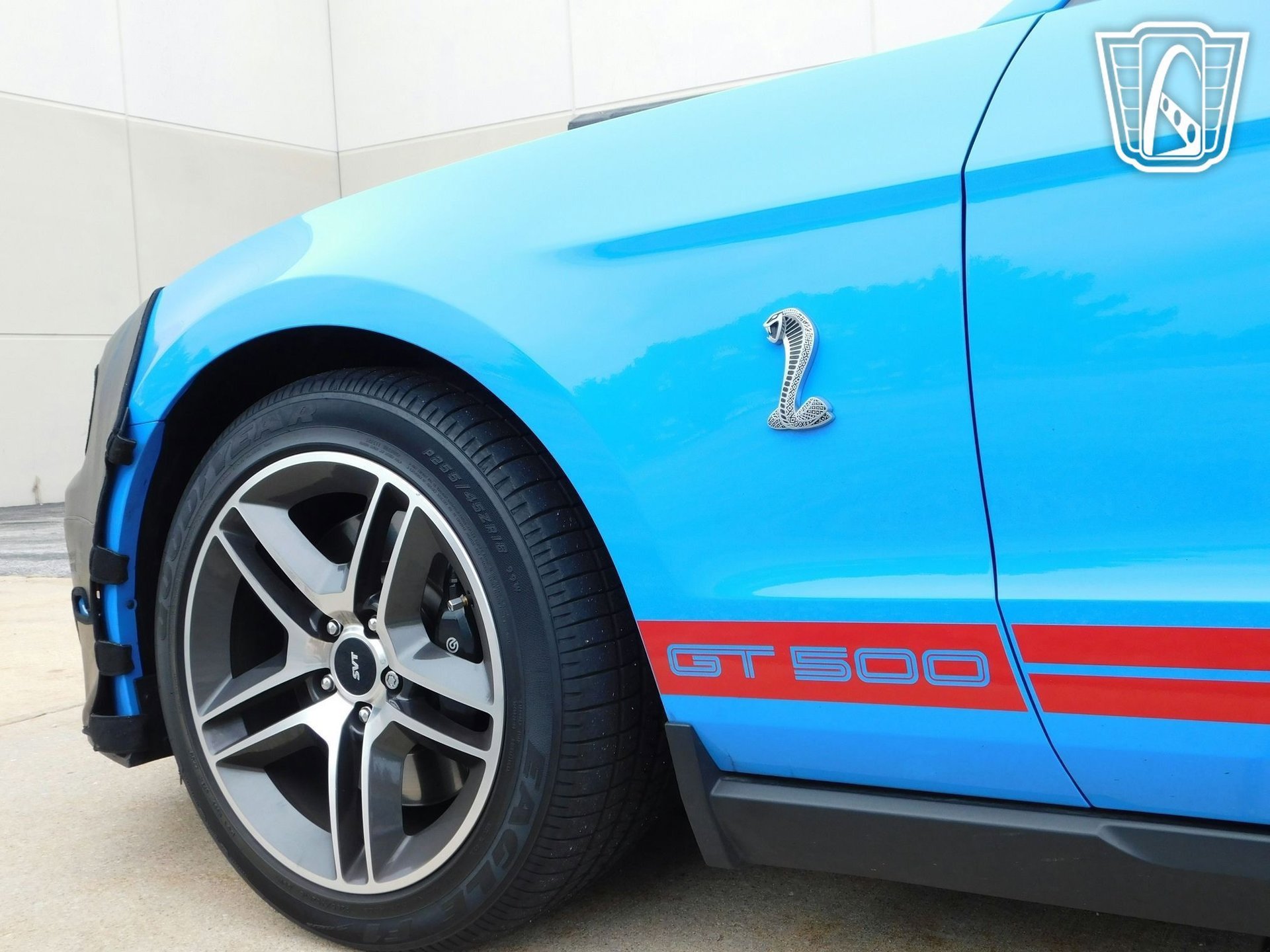Used 2010 Ford Mustang Shelby GT500 RWD image 37