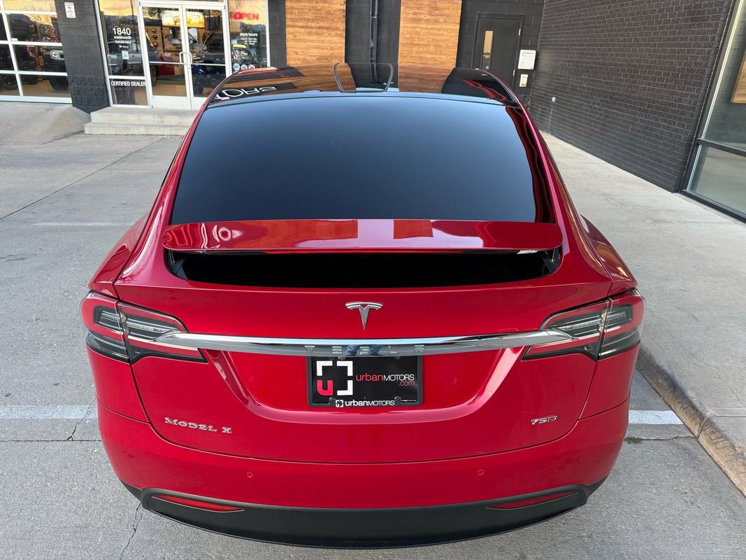 Used 2016 Tesla Model X 75D image 17