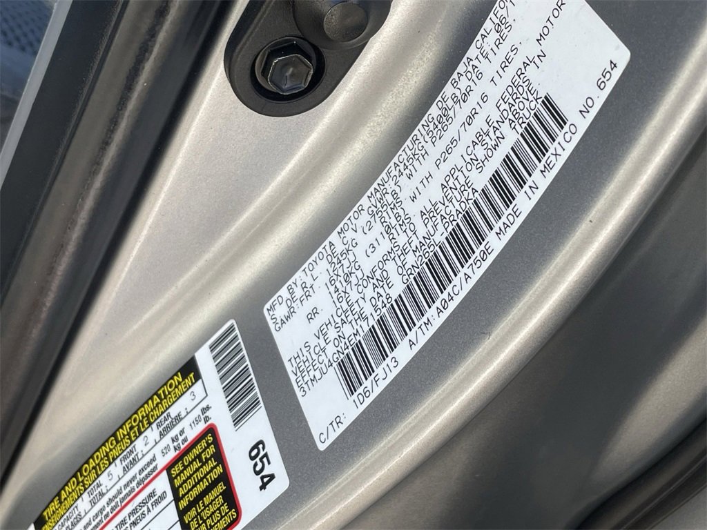 Used 2014 Toyota Tacoma PreRunner image 31