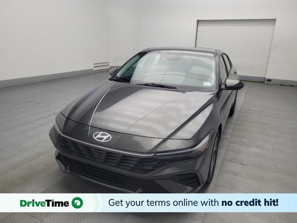 Used 2024 Hyundai Elantra SEL image 1