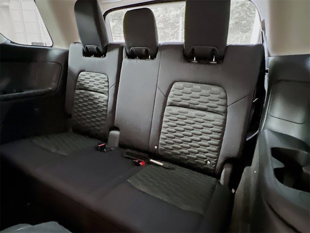 Used 2022 Nissan Pathfinder SV w/ SV Premium Package image 26