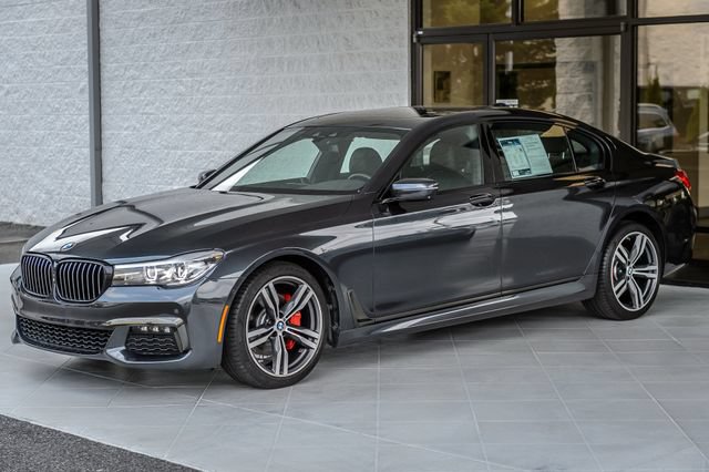 Used 2019 BMW 740i w/ M Sport Package RWD image 6