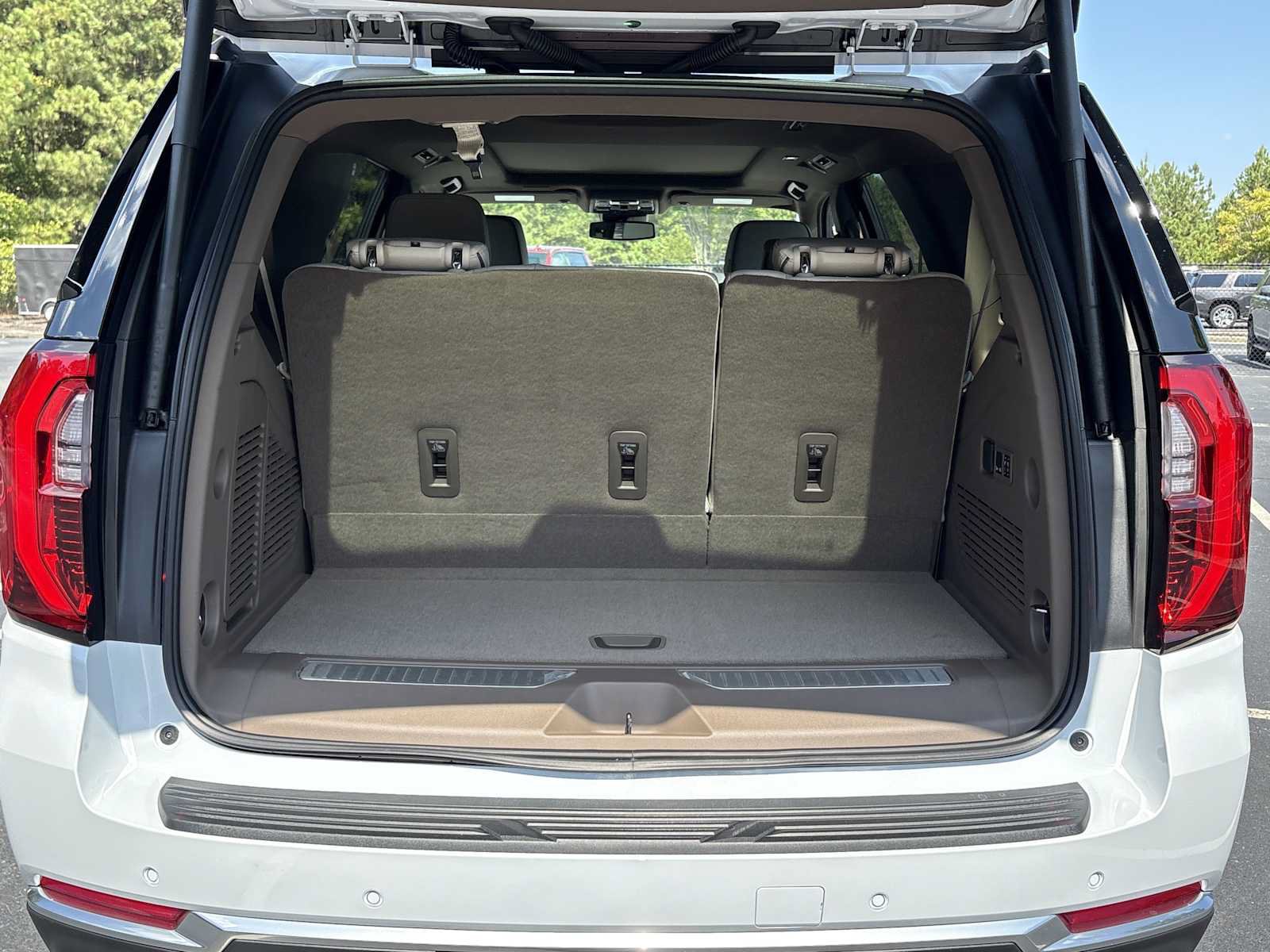 New 2026 GMC Yukon Denali w/ Sun & Power Step Package RWD image 22