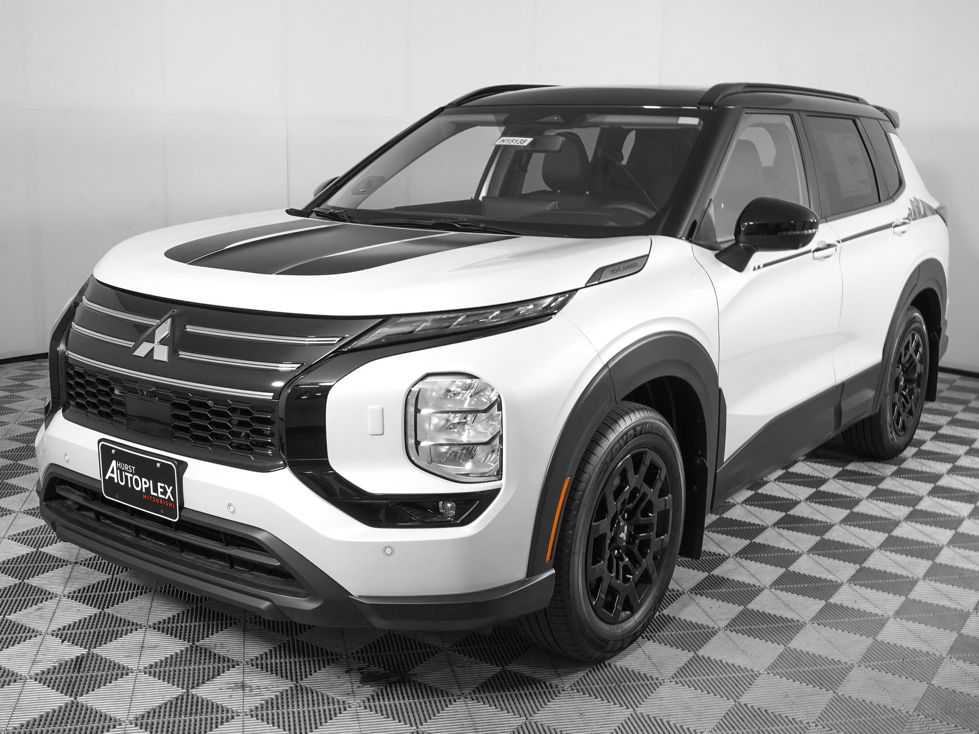 New 2026 Mitsubishi Outlander AWD image 9