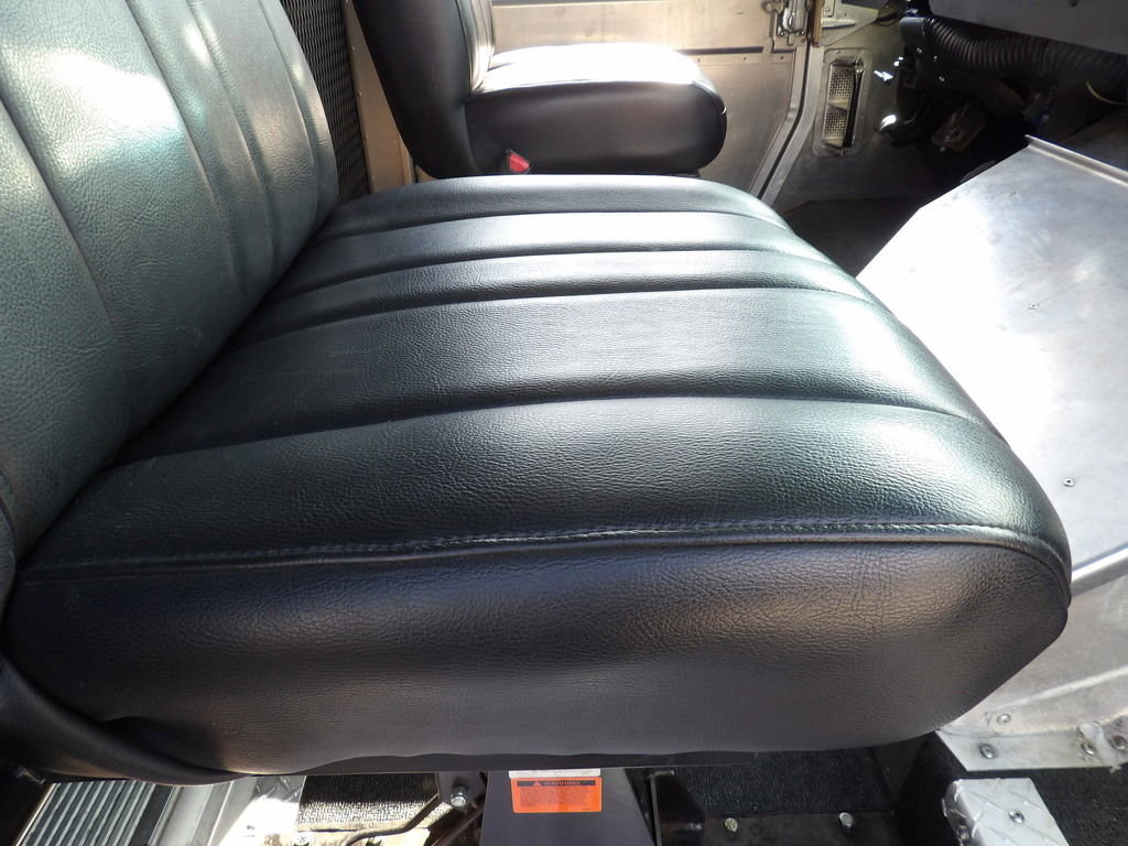 Used 2014 Ford E-350 and Econoline 350 Super Duty w/ A/C Prep Package RWD image 24
