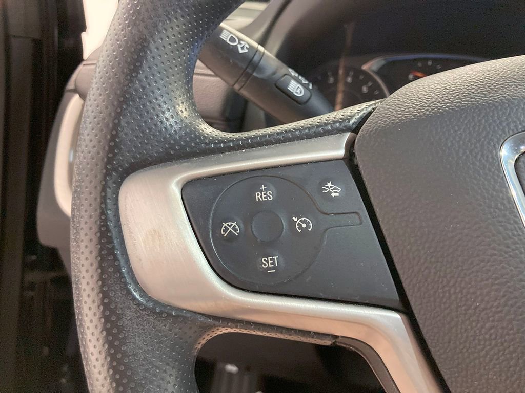 Used 2022 GMC Terrain SLE image 28