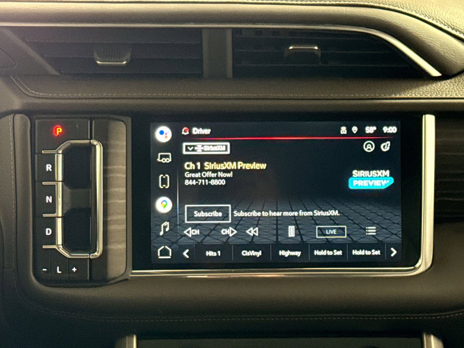 Used 2022 GMC Yukon XL Denali w/ Advanced Technology Package AWD/4WD image 18