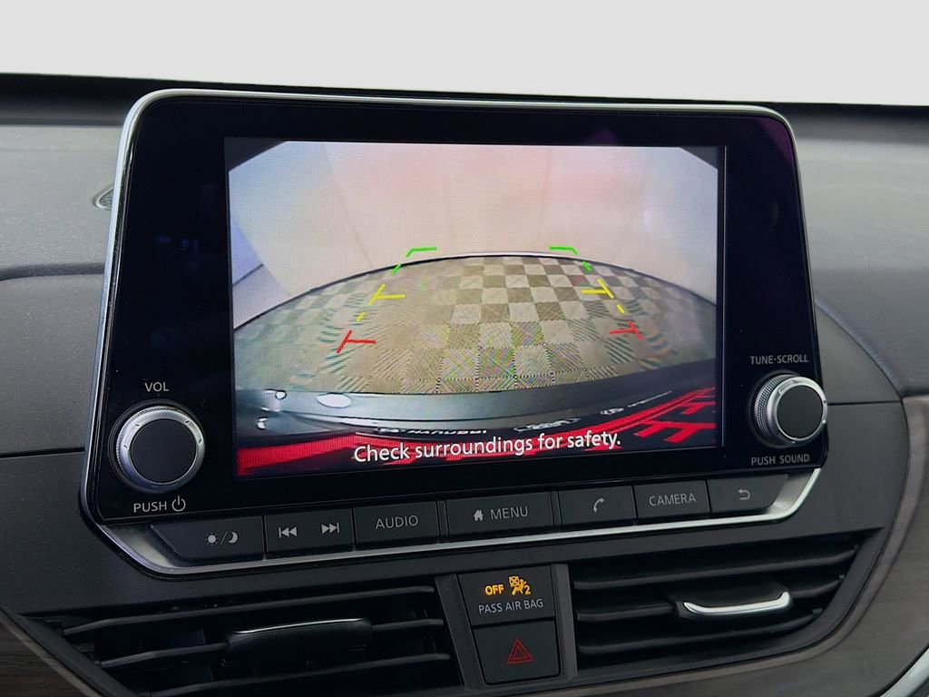 Used 2024 Nissan Altima 2.5 SV image 17