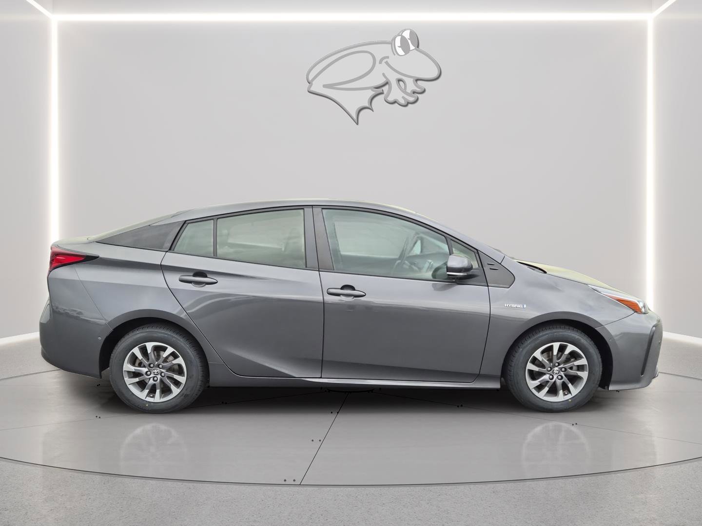 Used 2021 Toyota Prius Limited w/ Premium Convenience Package FWD image 7