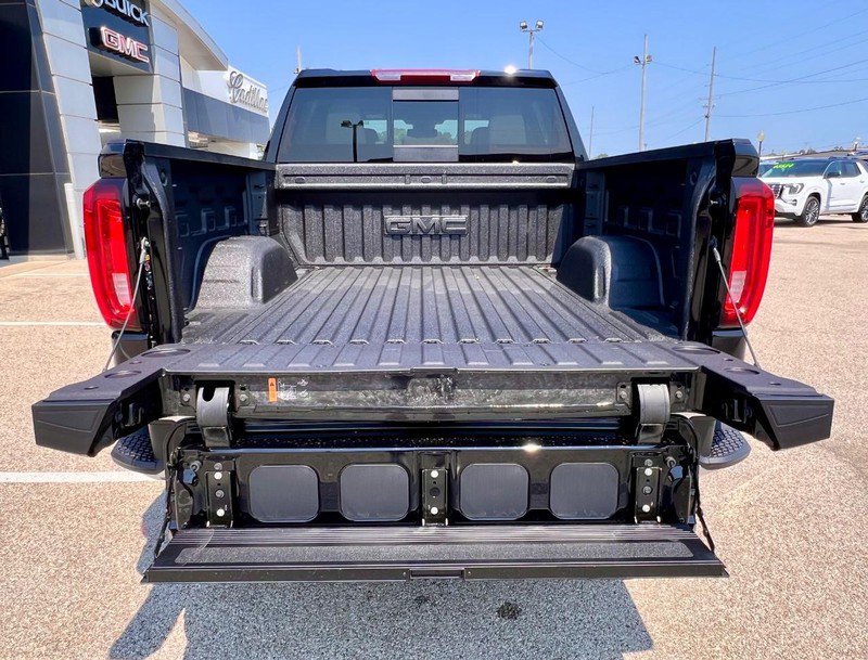 New 2026 GMC Sierra 1500 SLT w/ SLT Premium Plus Package image 6