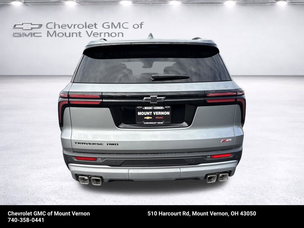 New 2026 Chevrolet Traverse Z71 w/ Enhanced Driving Package image 4