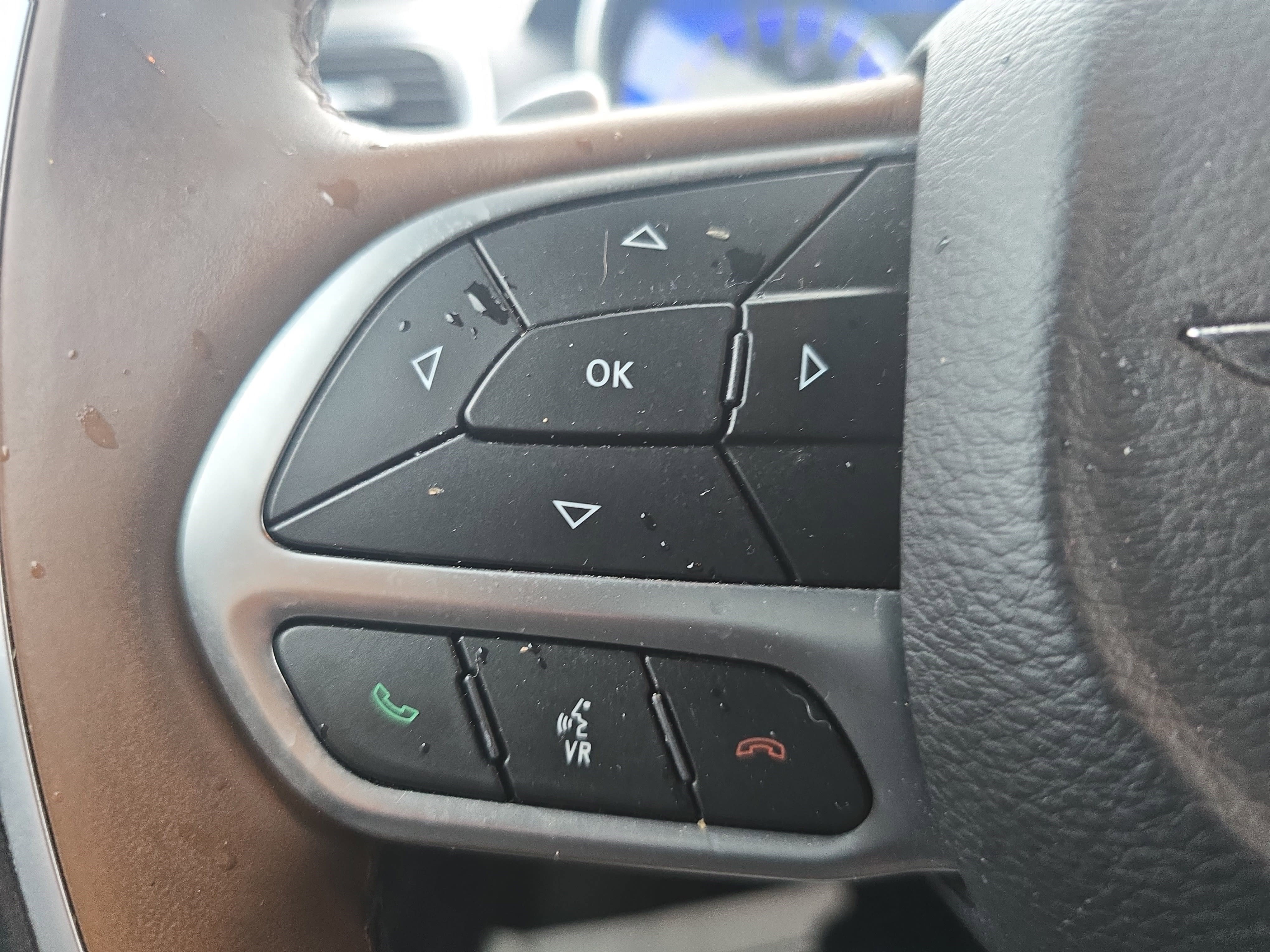Used 2018 Chrysler 300 C w/ Safetytec Plus Group RWD image 16
