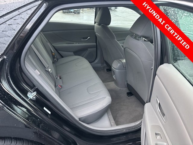 Certified 2025 Hyundai Elantra Sport image 25