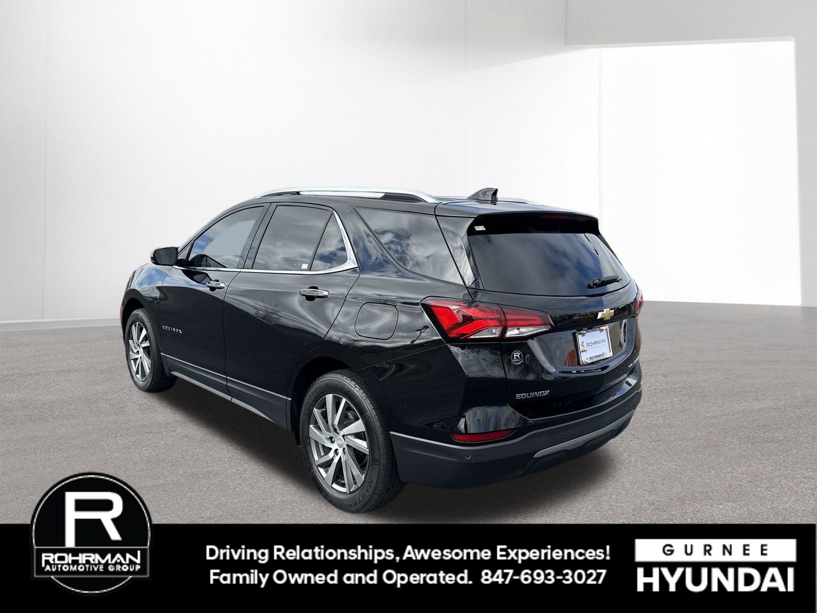 Used 2023 Chevrolet Equinox Premier image 7