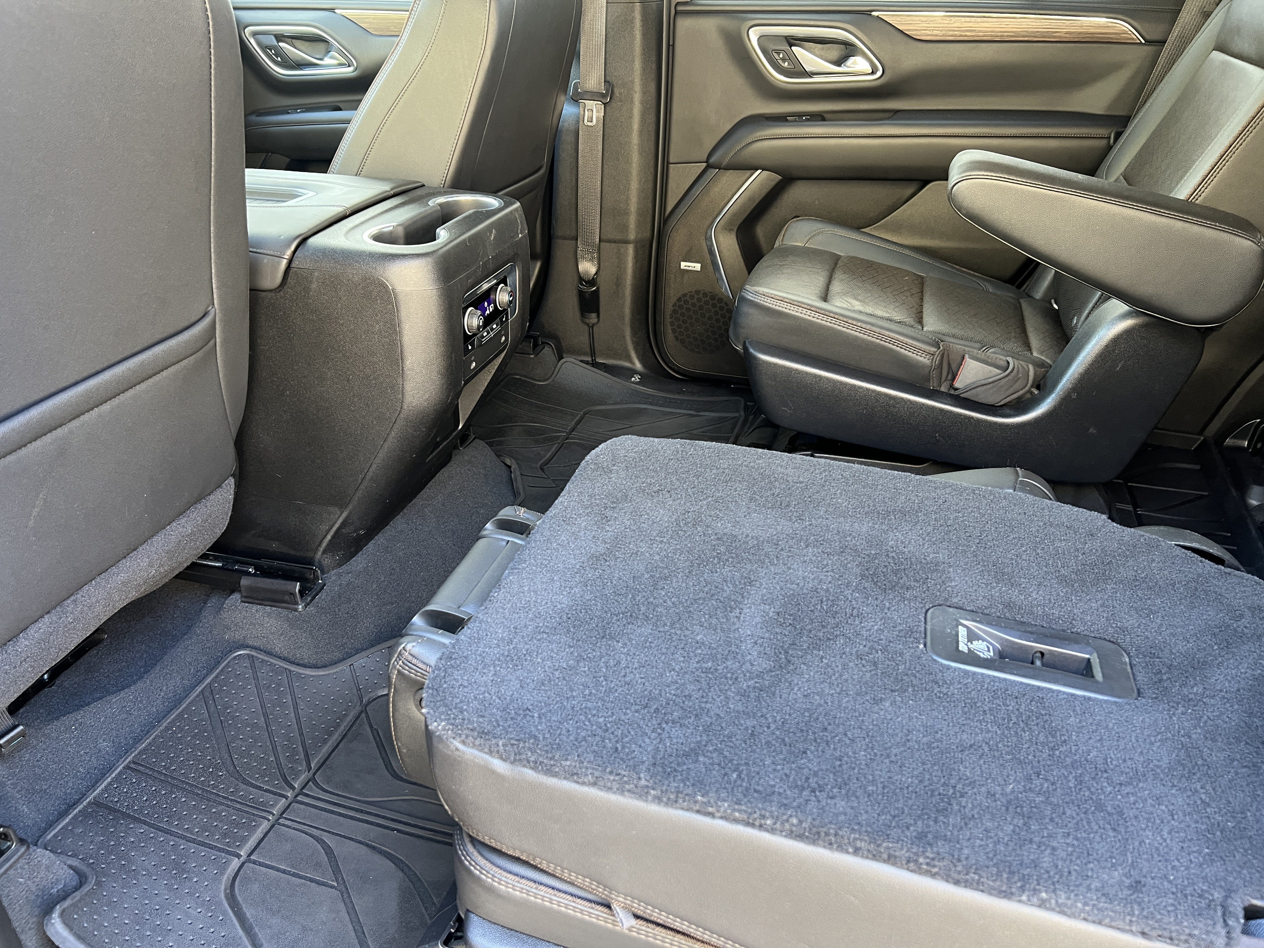 Used 2021 Chevrolet Tahoe High Country AWD/4WD image 17