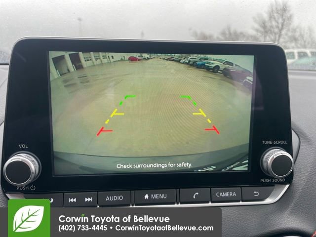 Used 2025 Nissan Sentra SR w/ Midnight Edition image 13