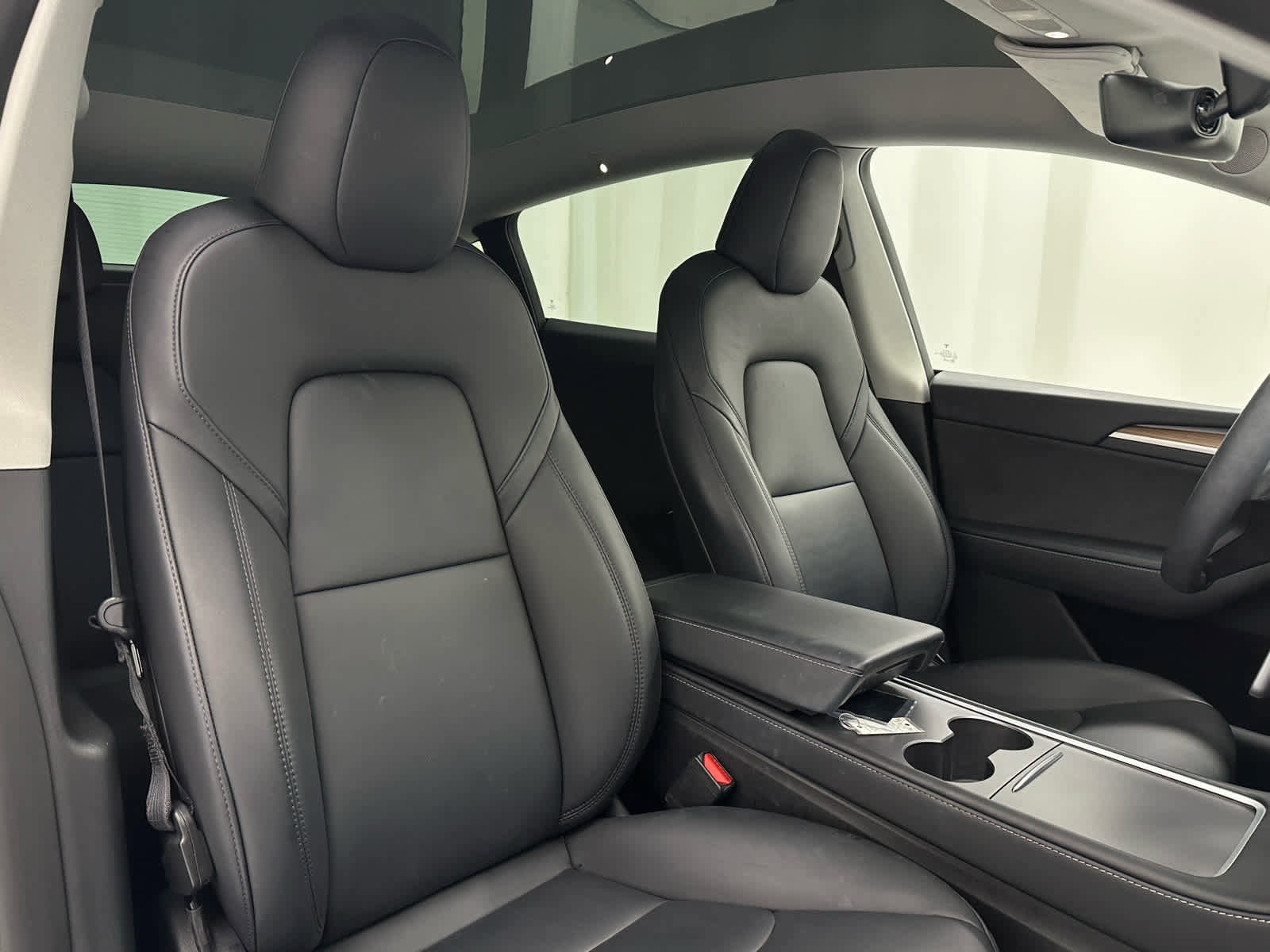 Used 2023 Tesla Model Y Long Range image 18